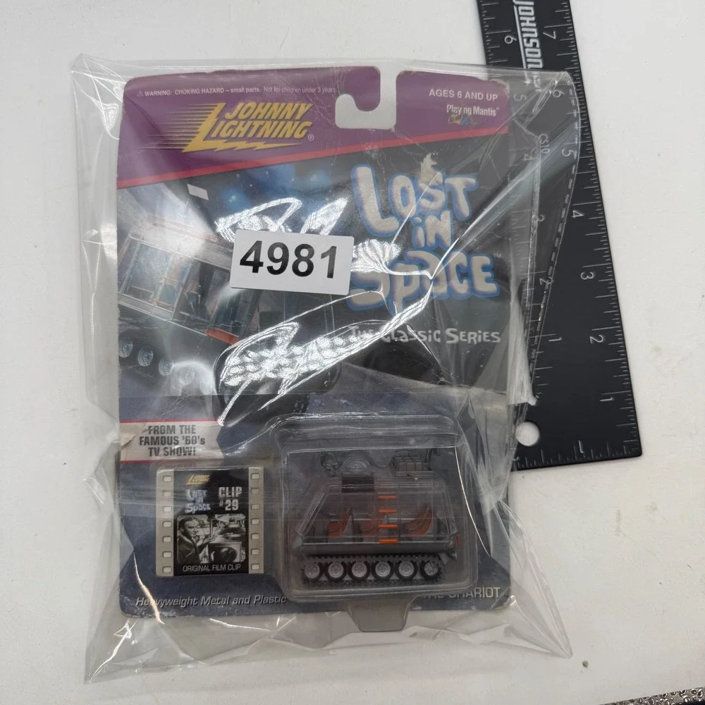Johnny Lightning Lost In Space The Classic Series The Chariot Diecast Vehicle